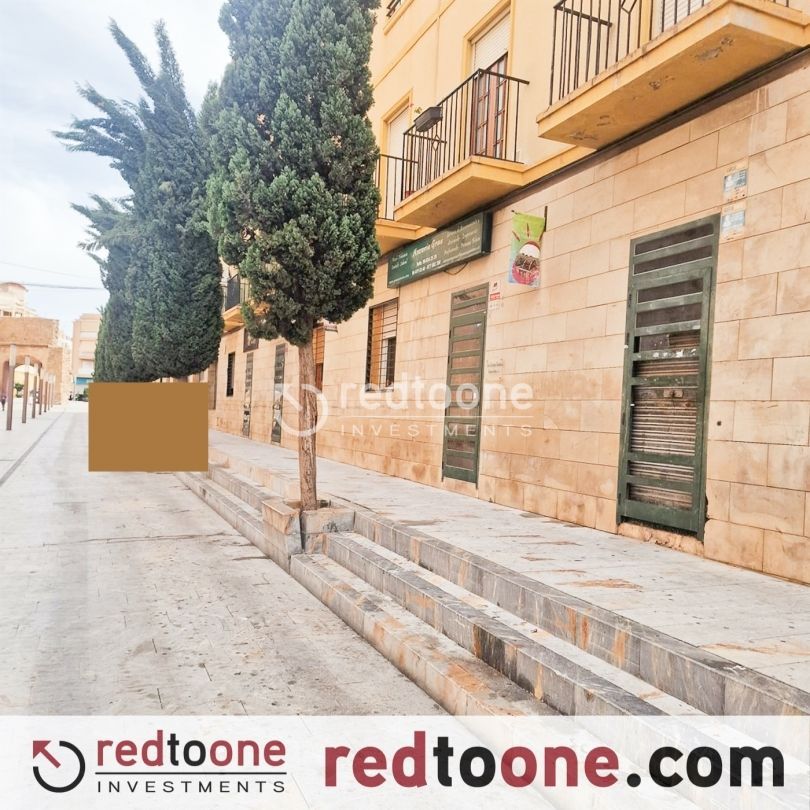 Propiedad comercial en Alicante, Spain 60 m² No. 84093