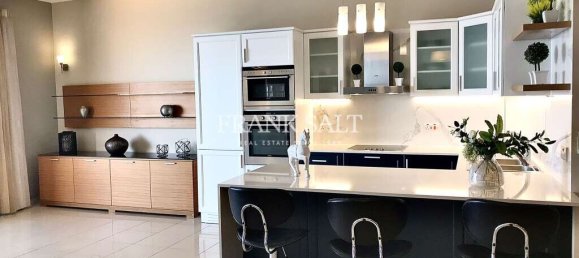 3 bedrooms Apartment in Sliema, Malta No. 9323 7