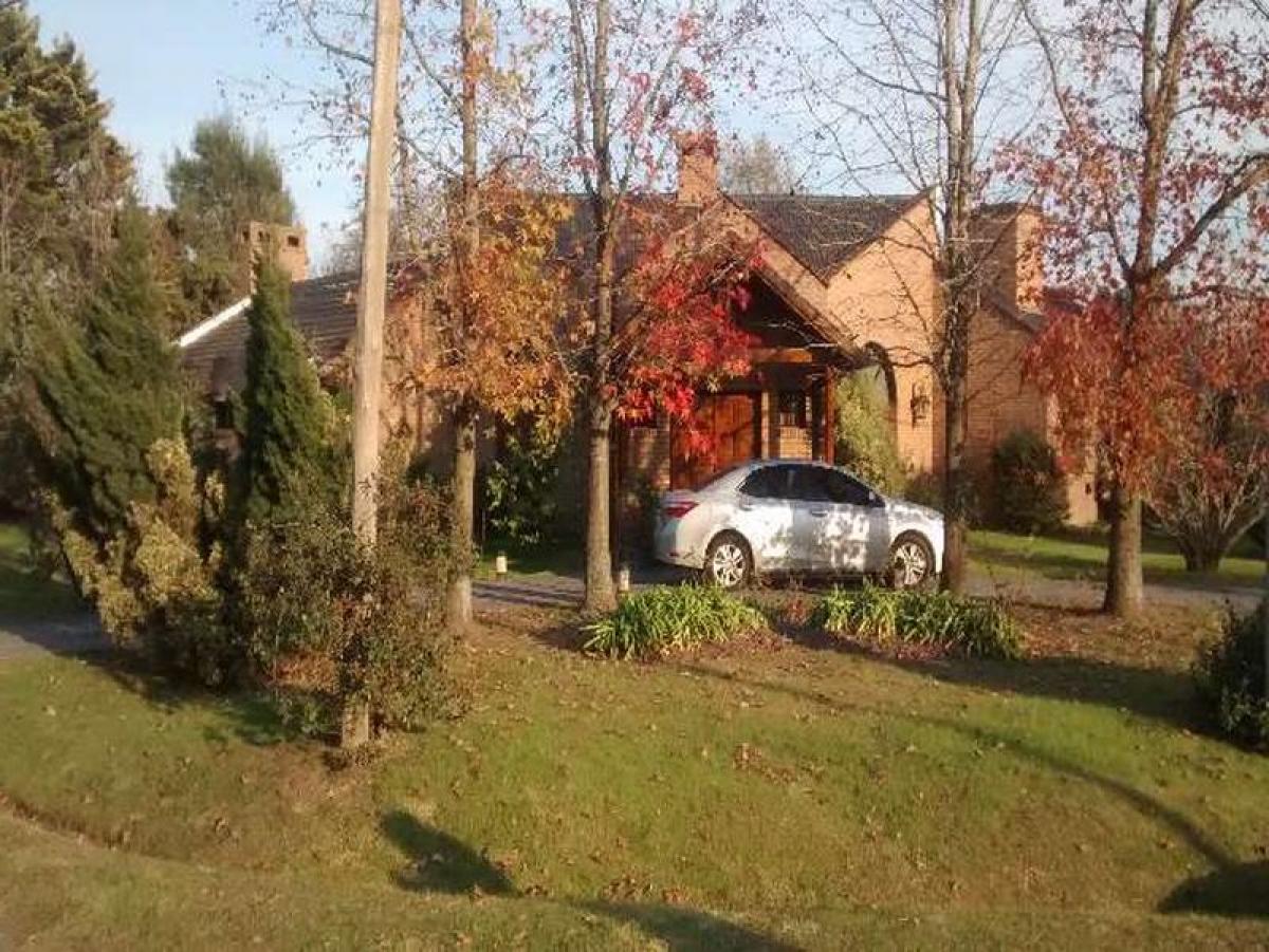  Farm in Moreno, Argentina No. 42346