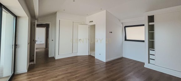 5 bedrooms Villa in Guia, Portugal No. 133315 37