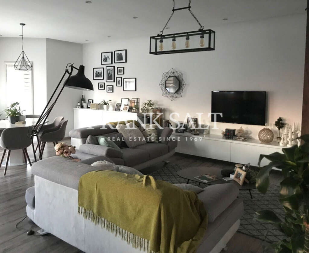 Квартира с 3 спальнями в Сан-Пауль-иль-Бахар, Мальта № 4354