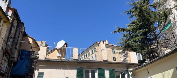 3 bedrooms Apartment in Genoa, Italy No. 376396 4