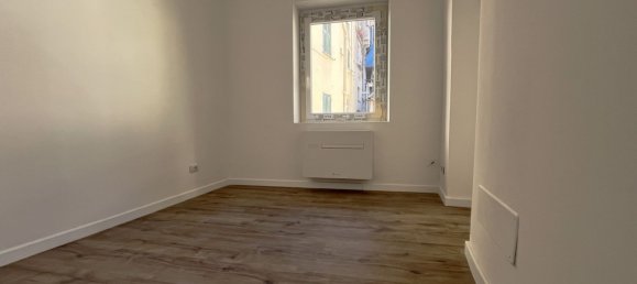 3 bedrooms Apartment in Genoa, Italy No. 376396 20