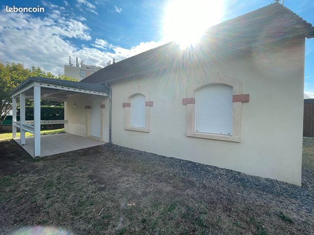 Casa de 3 dormitorios en Chateauroux, France No. 310748