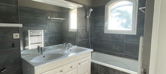 Casa de 3 dormitorios en Chateauroux, France No. 310748 5