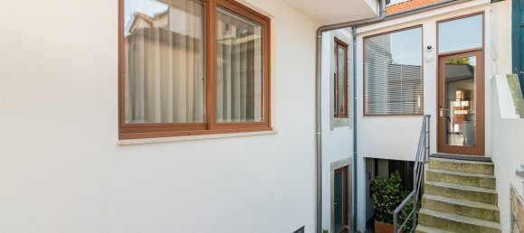 14 bedrooms House in Porto, Portugal No. 144378 9