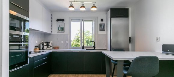 3 bedrooms House in Noiseau, France No. 186083 7