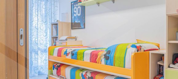 3غرفة شقة في Bari, Italy رقم 17722 22