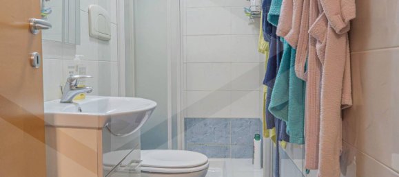 3غرفة شقة في Bari, Italy رقم 17722 21