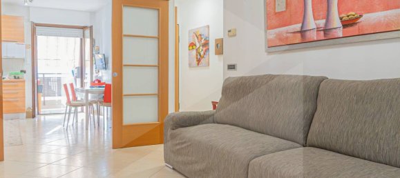 3غرفة شقة في Bari, Italy رقم 17722 6