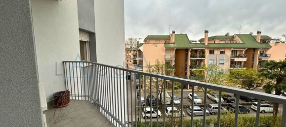 3 bedrooms Apartment in Treviso, Italy No. 203181 8