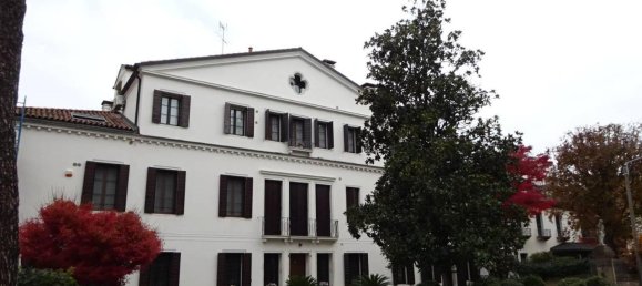 7 rooms Apartment in Venice, Italy No. 36111 23