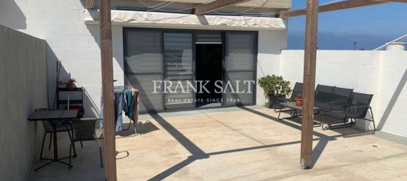 1 bedroom Apartment in Xaghra, Malta No. 6197 6