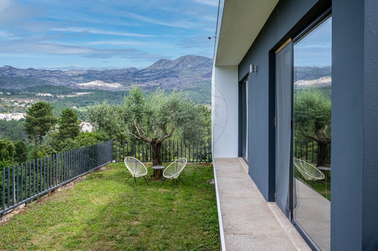 Casa de 3 dormitorios en Celorico de Basto, Portugal No. 177256