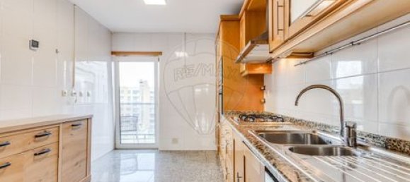 2 Schlafzimmer Wohnung in Lisbon, Portugal, Nr. 348225 9