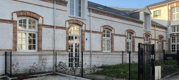 4 chambres Maison à Orléans, France No. 152709 4