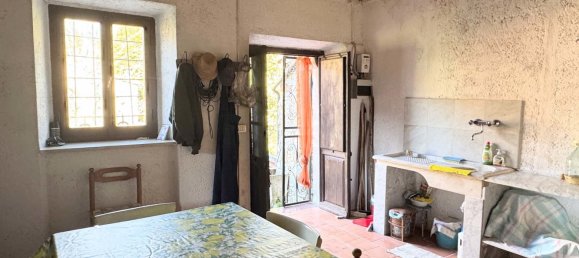 2 bedrooms House in Comano, Italy No. 362915 5