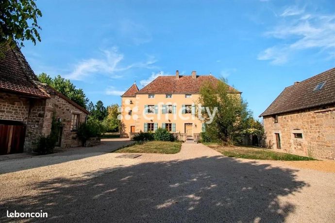 7 غرف نوم منزل في Cluny, France رقم 353388