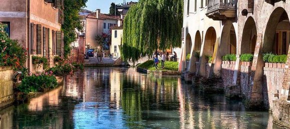 3 rooms Commercial property in Treviso, Italy No. 72929 3