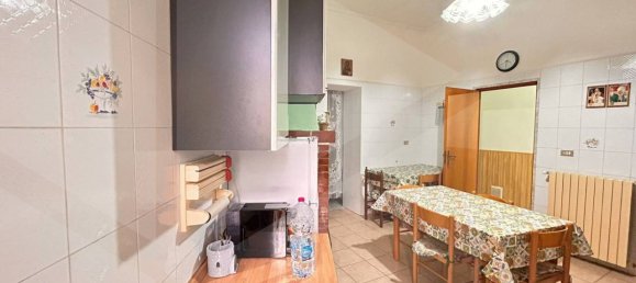 4-Zimmer Haus in Bitetto, Italy, Nr. 27647 35