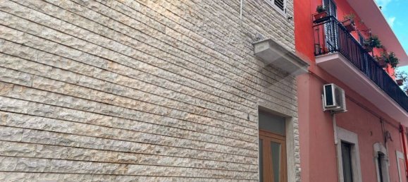 4-Zimmer Haus in Bitetto, Italy, Nr. 27647 9