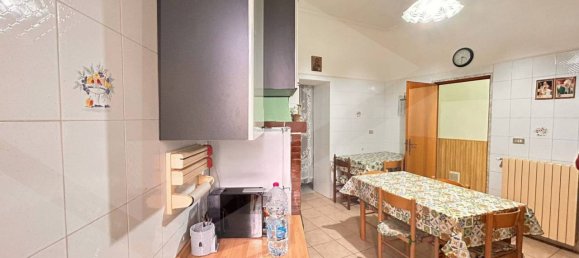 4-Zimmer Haus in Bitetto, Italy, Nr. 27647 34