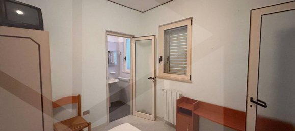 4-Zimmer Haus in Bitetto, Italy, Nr. 27647 21