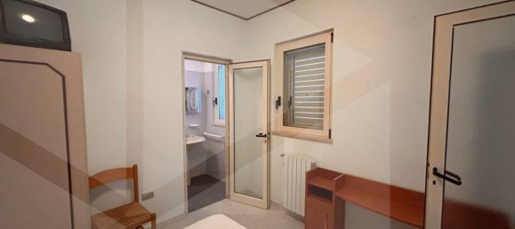 4-Zimmer Haus in Bitetto, Italy, Nr. 27647 22