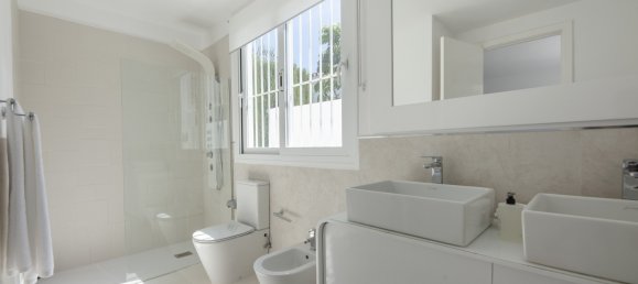 Вилла с 4 спальнями в Нуэва Андалусия, Испания № 4666 15