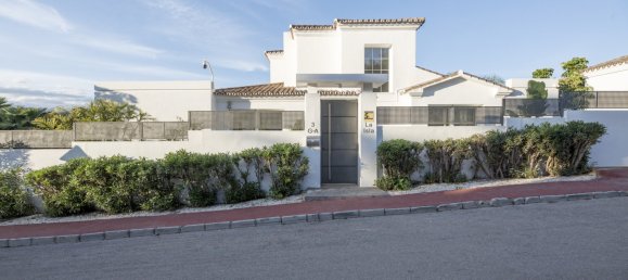 Вилла с 4 спальнями в Нуэва Андалусия, Испания № 4666 22