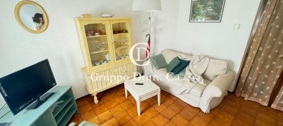 4 bedrooms Villa in Forte dei Marmi, Italy No. 35193 3