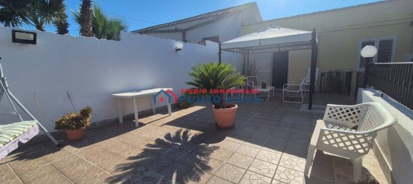 2 Schlafzimmer Haus in Buseto Palizzolo, Italy, Nr. 272436 5