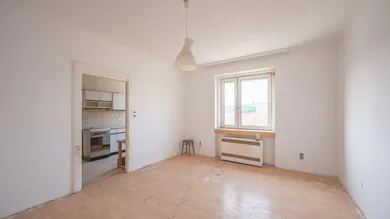 Квартира с 3 комнатами в Зиммеринг, Австрия № 148880