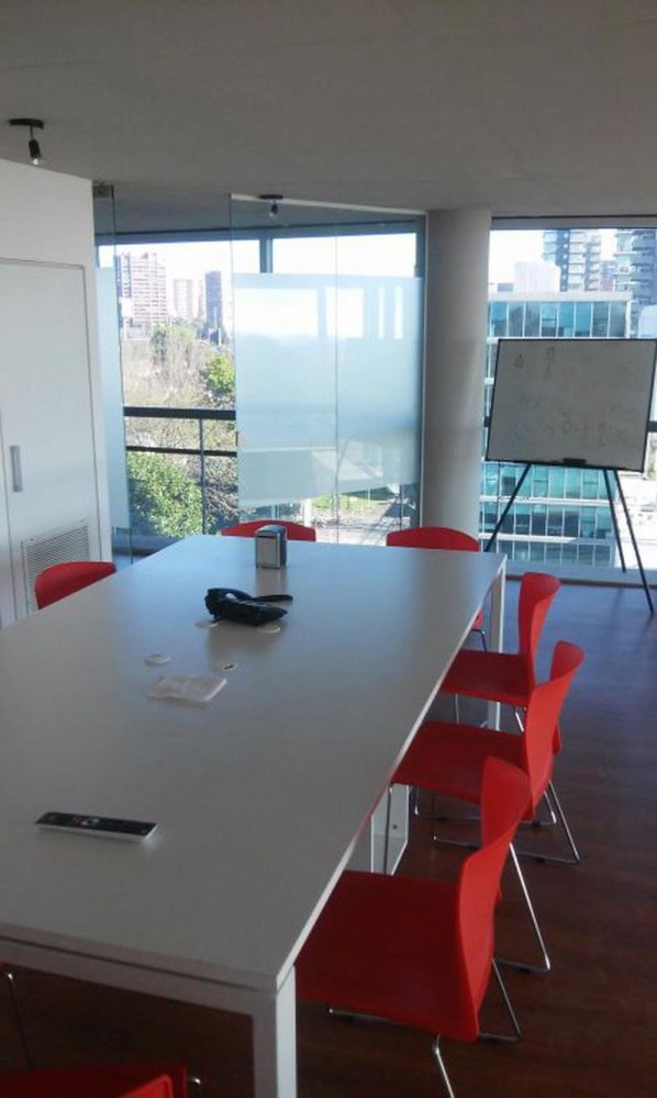119m² Office in Vicente Lopez, Argentina No. 23559