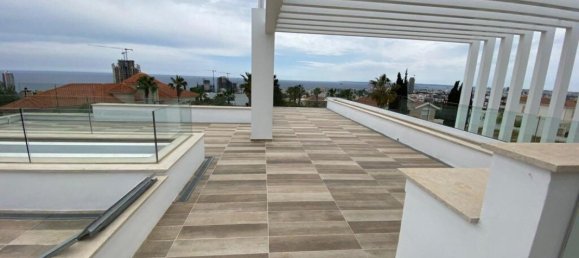 5 bedrooms Villa in Limassol, Cyprus No. 2253 8