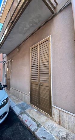 3-salle Appartement à Trepuzzi, Italy No. 253238