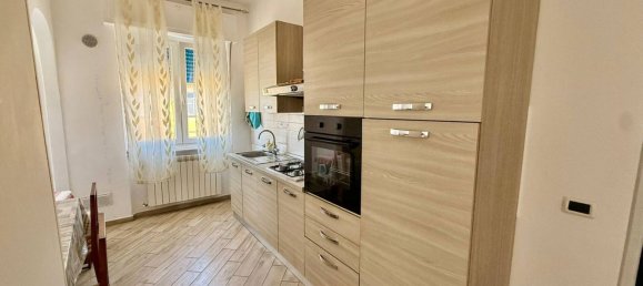 4 bedrooms Apartment in Alessandria, Italy No. 372494 6