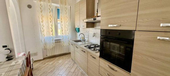 4 bedrooms Apartment in Alessandria, Italy No. 372494 7