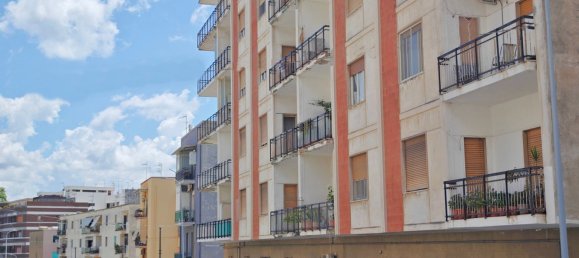 4 Schlafzimmer Wohnung in Messina, Italy, Nr. 345048 21