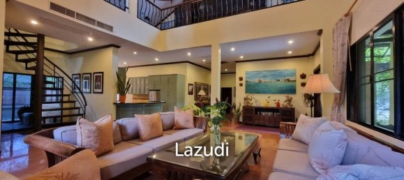 8 bedrooms Villa in Pattaya, Thailand No. 13252 6