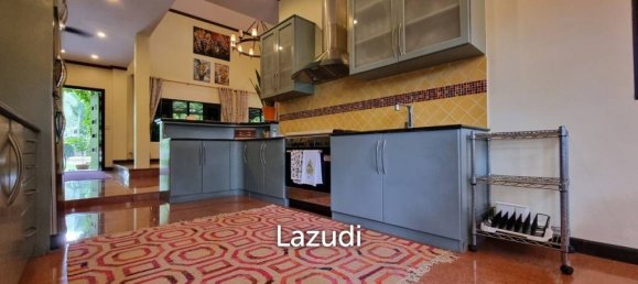 8 bedrooms Villa in Pattaya, Thailand No. 13252 9