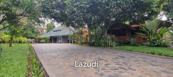 8 bedrooms Villa in Pattaya, Thailand No. 13252 3