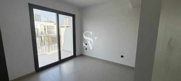 3 bedrooms Townhouse for sale in Tilal Al Ghaf, Dubai, UAE № 189816 2