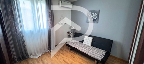 Casa de 4 dormitorios en Dammartin-en-Goele, France No. 163754 6