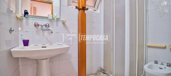 Casa de 3 habitaciónes en Caresana, Italy No. 279593 19