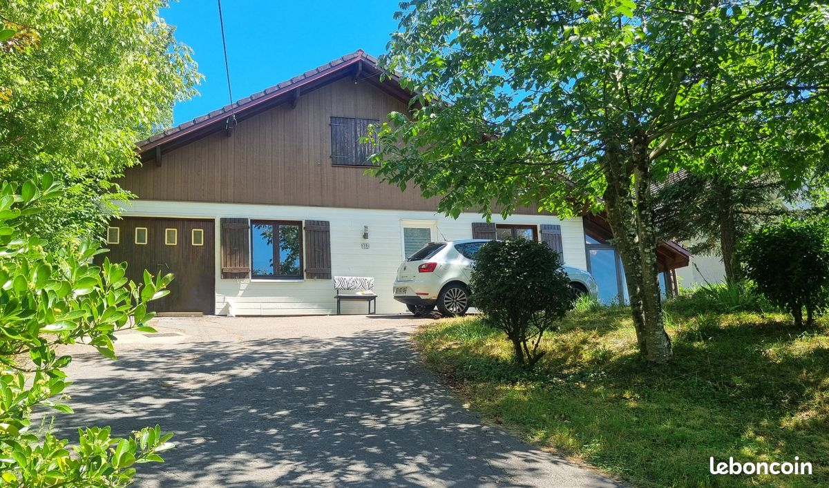 3 bedrooms House in Besancon, France No. 323636