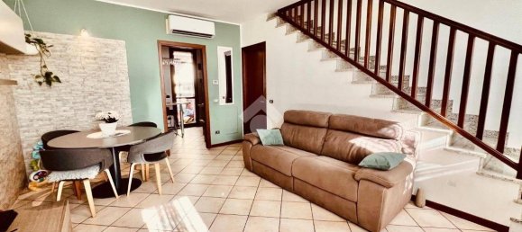 Casa T2 em Fornovo San Giovanni, Italy N.º 360382 12