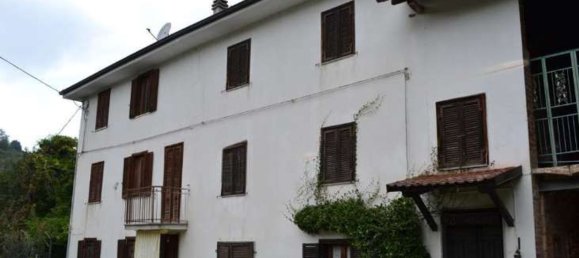 7 bedrooms House in Cassinasco, Italy No. 375303 8