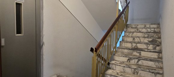 Квартира с 4 комнатами в Савона, Италия № 93082 10