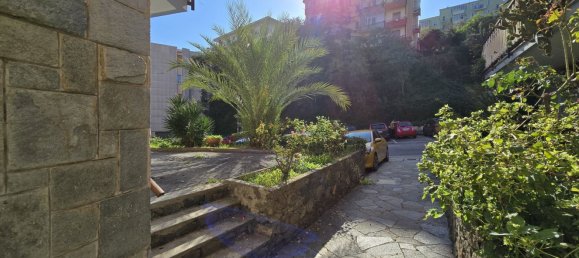 Квартира с 4 комнатами в Савона, Италия № 93082 5